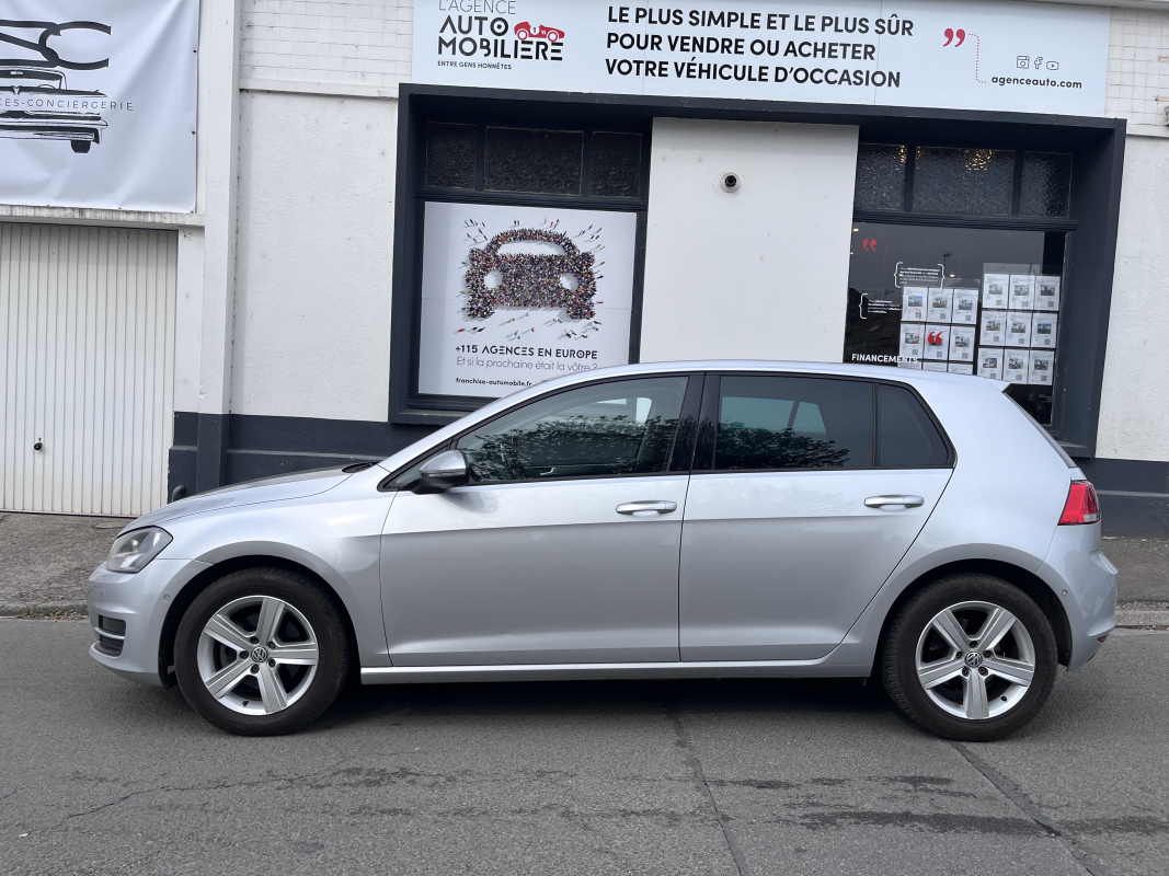 Volkswagen Golf — 4