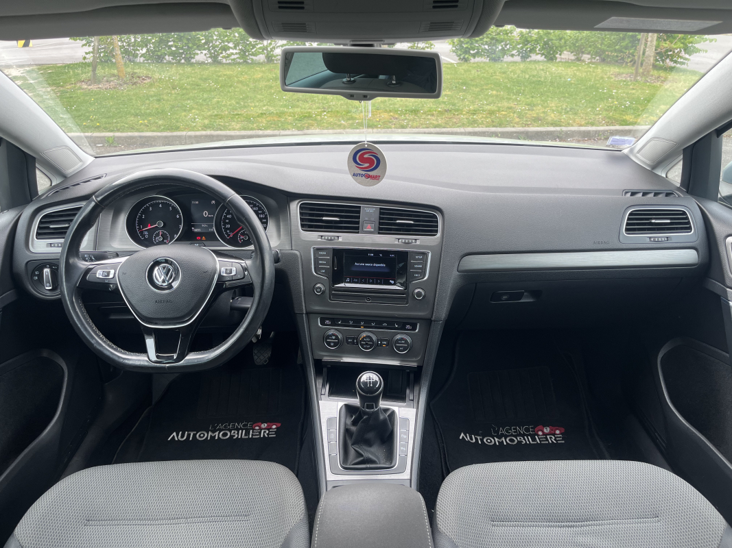 Volkswagen Golf — 18