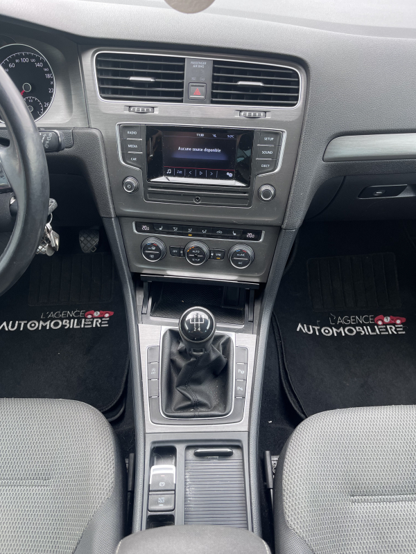 Volkswagen Golf — 20