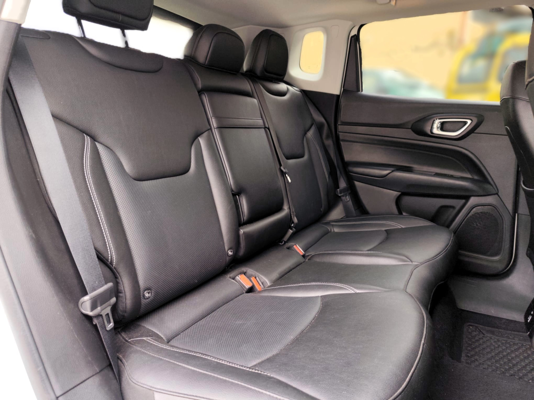 Jeep Compass — 14