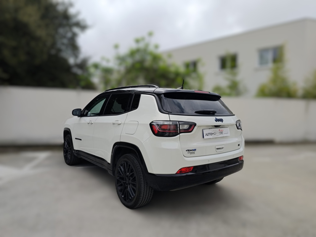 Jeep Compass — 3