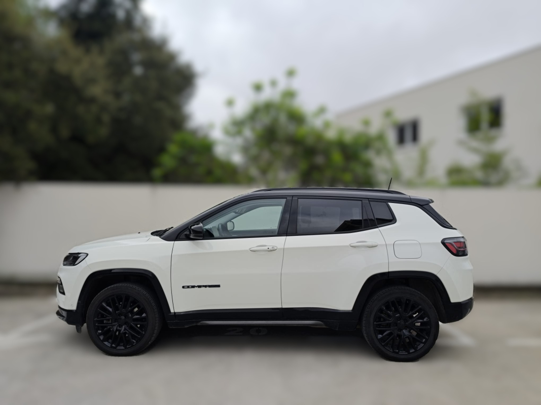 Jeep Compass — 2