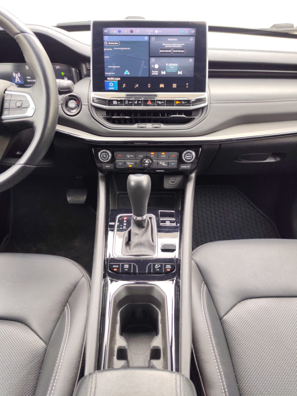 Jeep Compass — 23