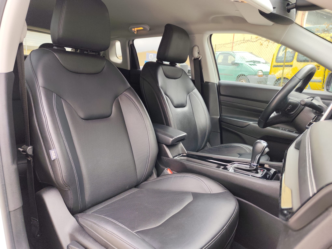 Jeep Compass — 13