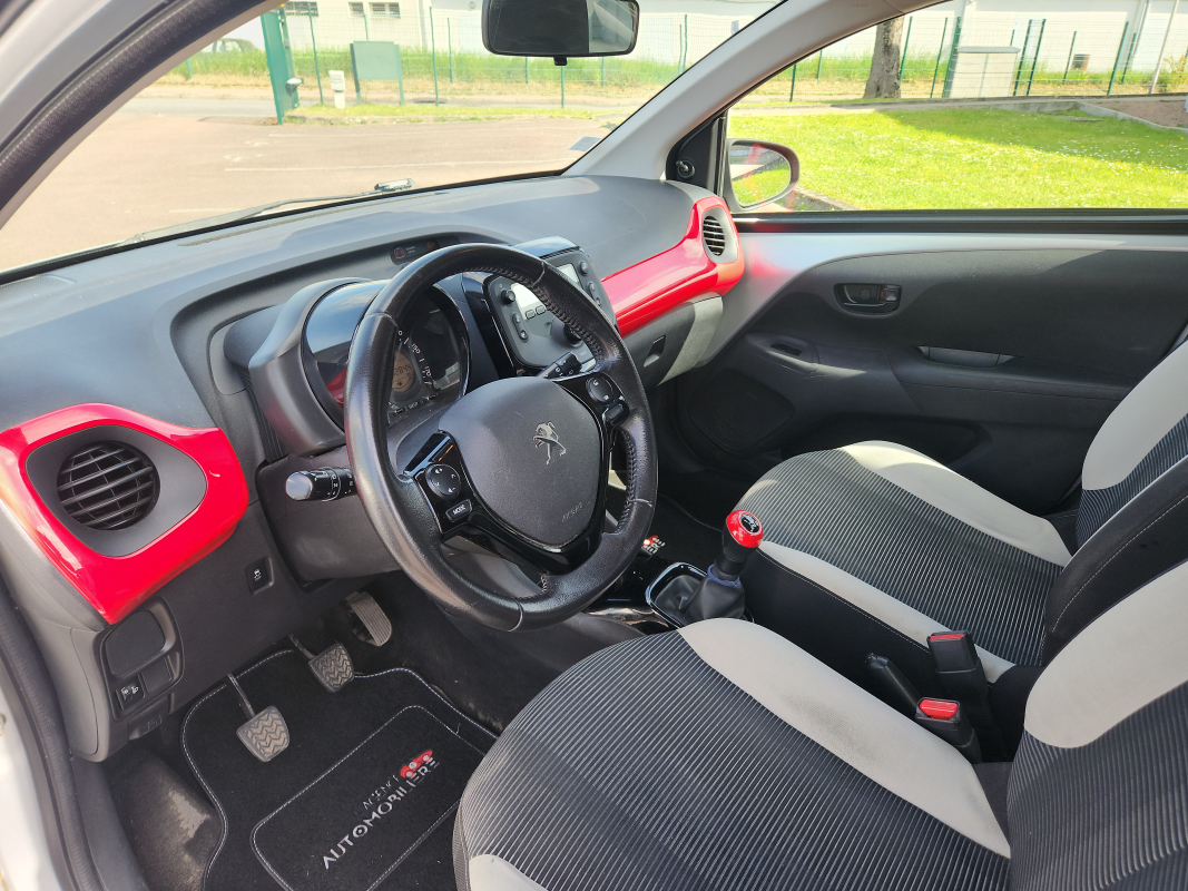 Peugeot 108 — 9