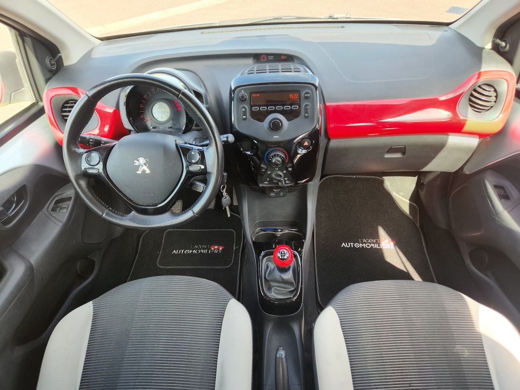 Peugeot 108 — 11