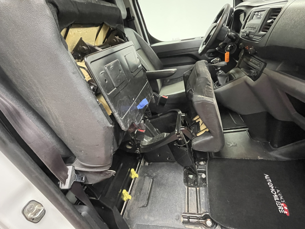 Peugeot Expert — 15