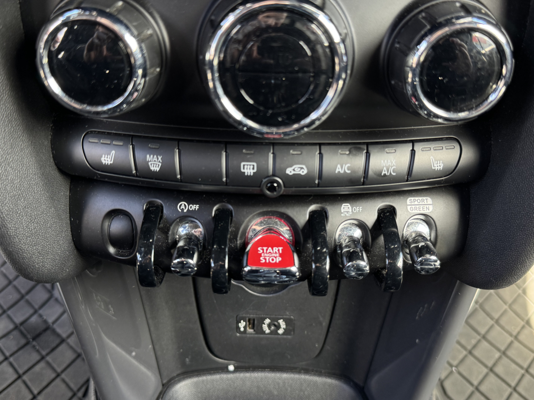 Mini Mini Cabriolet — 14