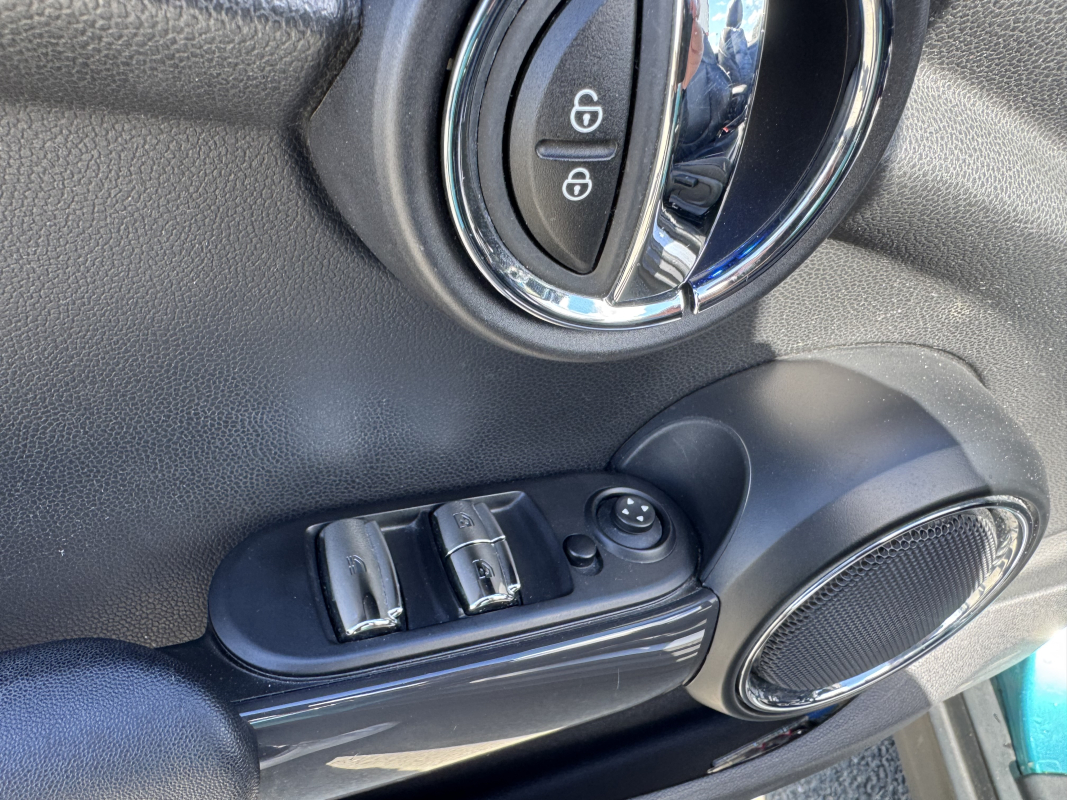 Mini Mini Cabriolet — 13