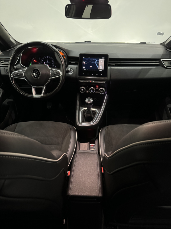 Renault CLIO V — 10