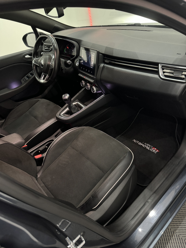 Renault CLIO V — 11