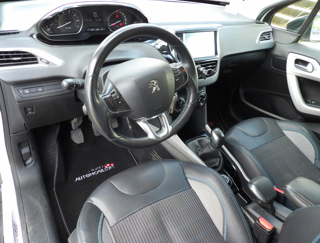 Peugeot 2008 — 11