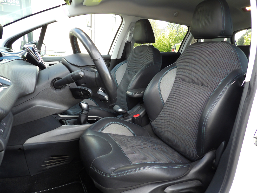 Peugeot 2008 — 10