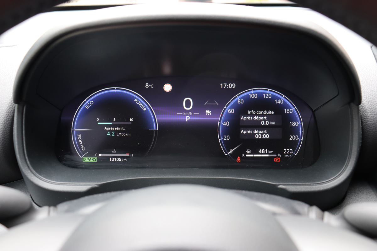 Toyota Yaris — 15