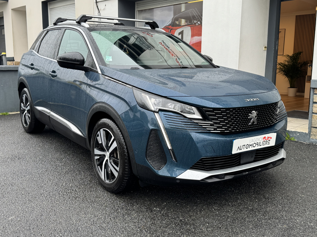 Peugeot 3008 HYbrid4 — 8