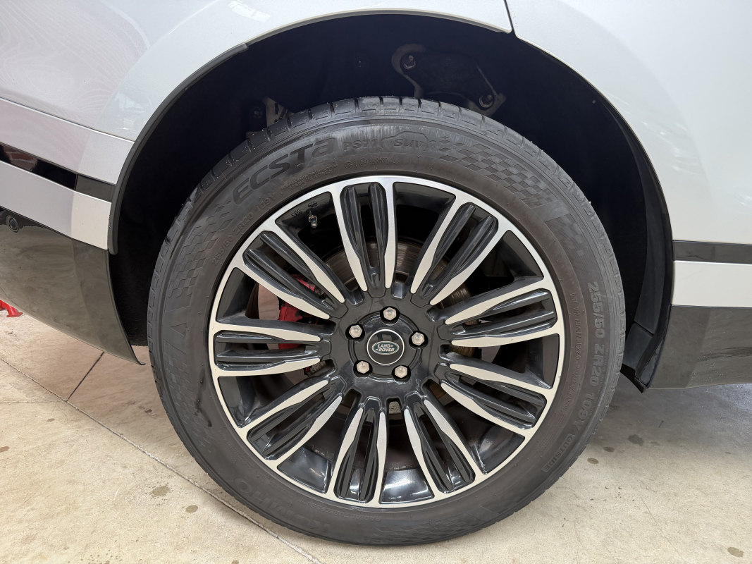 Land Rover Range Rover Velar — 10