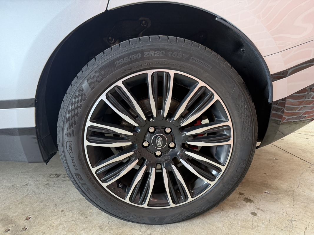 Land Rover Range Rover Velar — 12