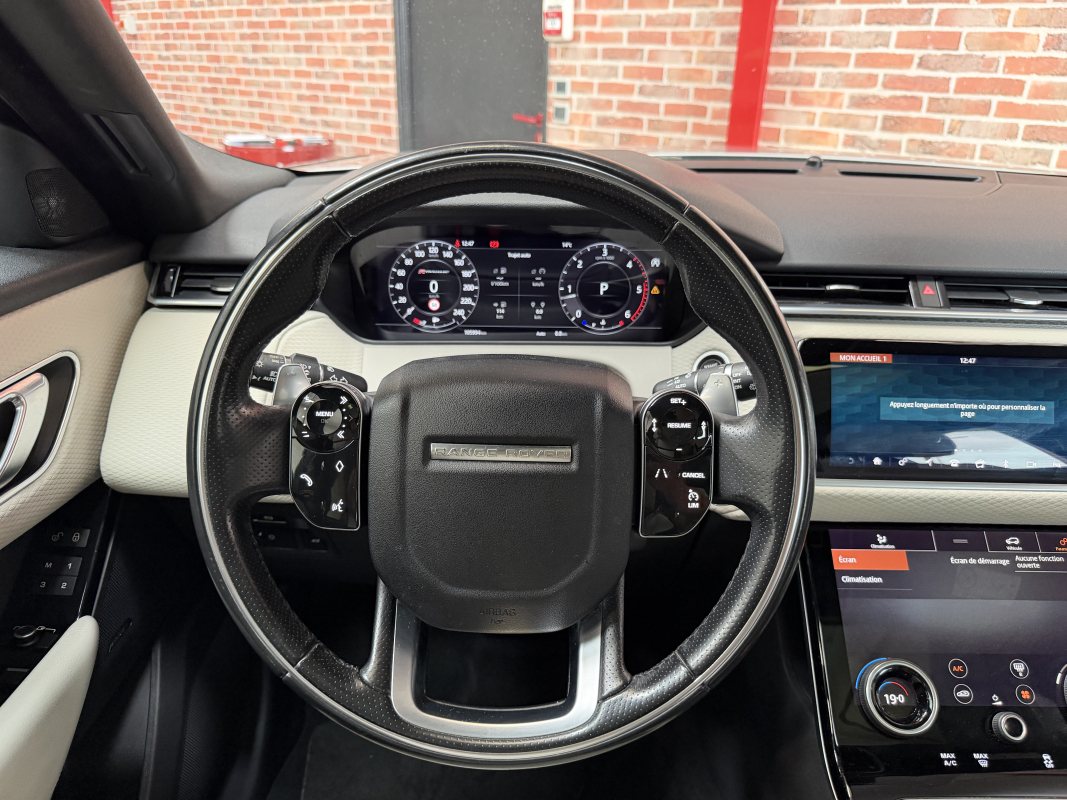 Land Rover Range Rover Velar — 24