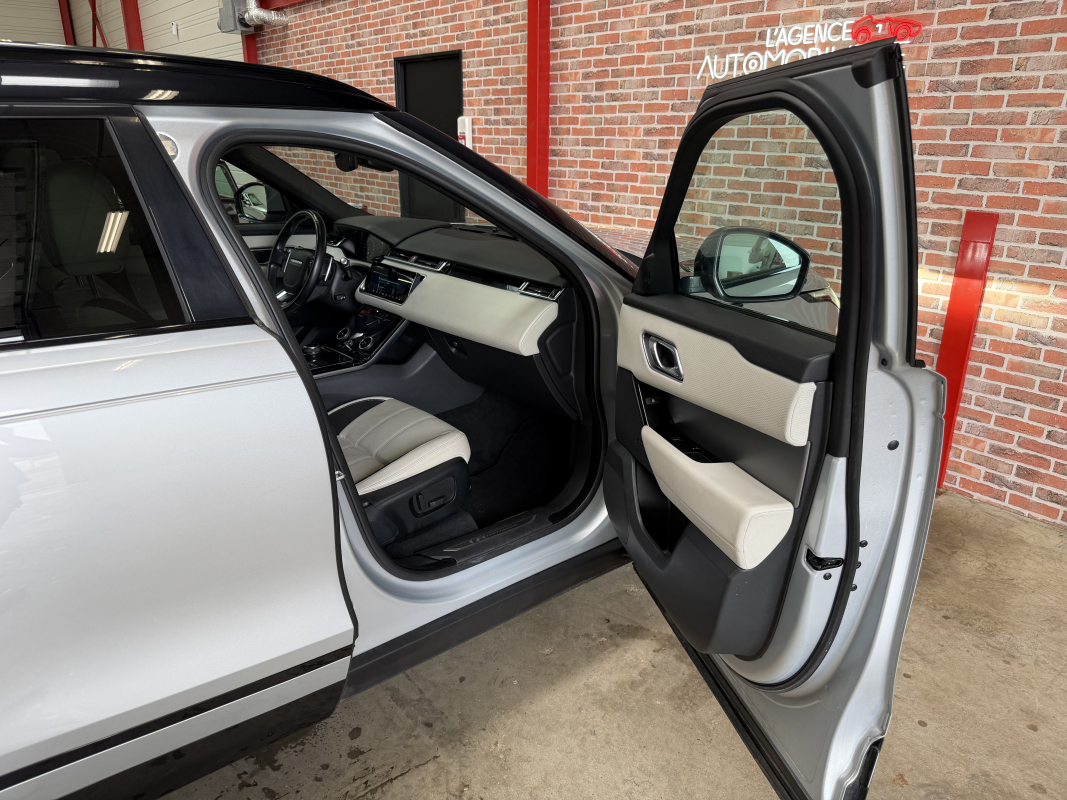 Land Rover Range Rover Velar — 26
