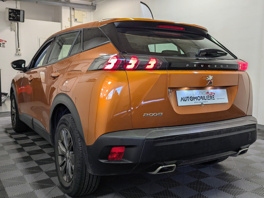 Peugeot 2008 — 6