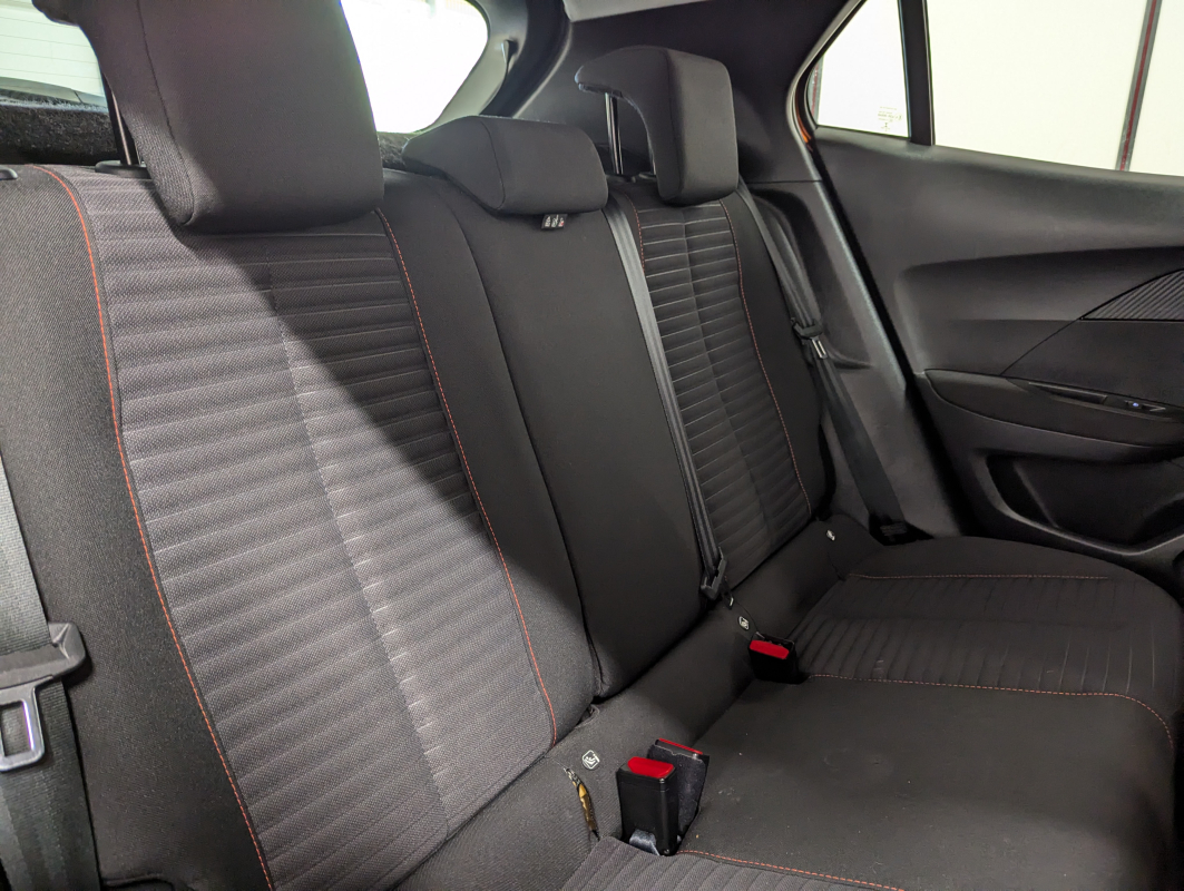 Peugeot 2008 — 24