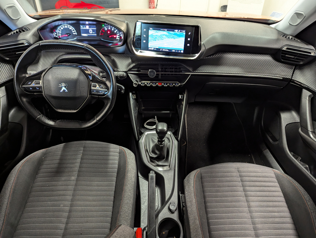 Peugeot 2008 — 11
