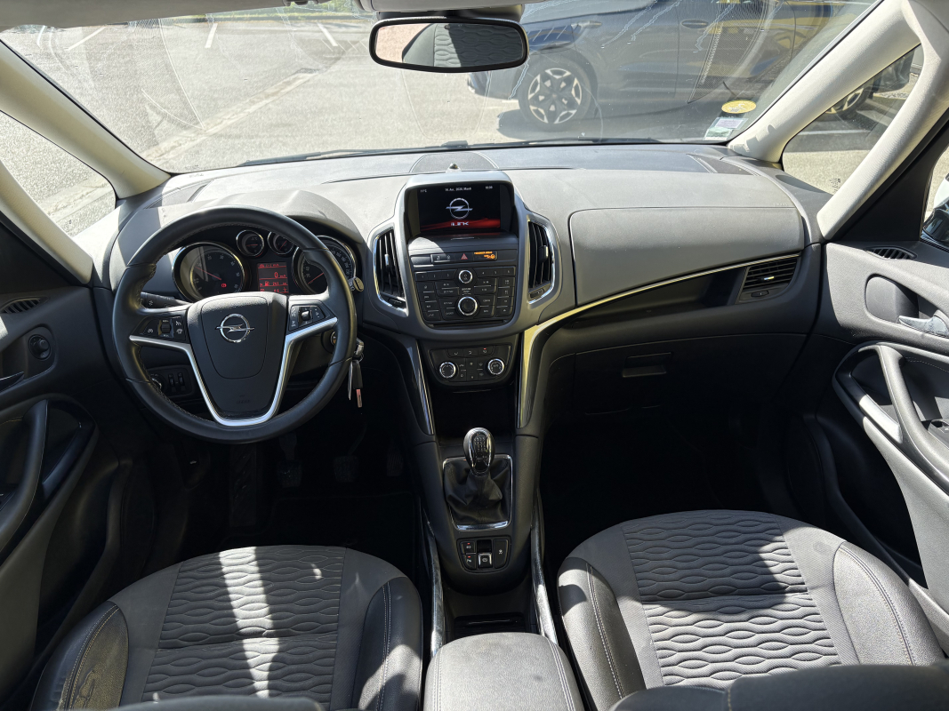 Opel Zafira Tourer — 13