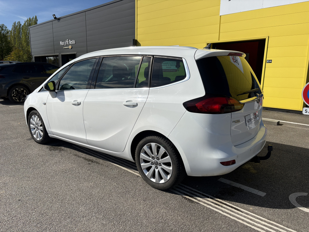 Opel Zafira Tourer — 8