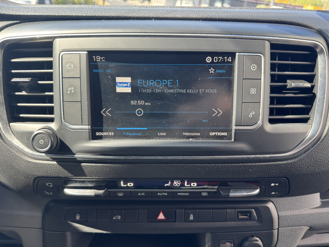 Peugeot Expert — 8
