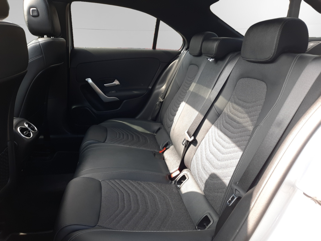 Mercedes Classe A Berline — 35