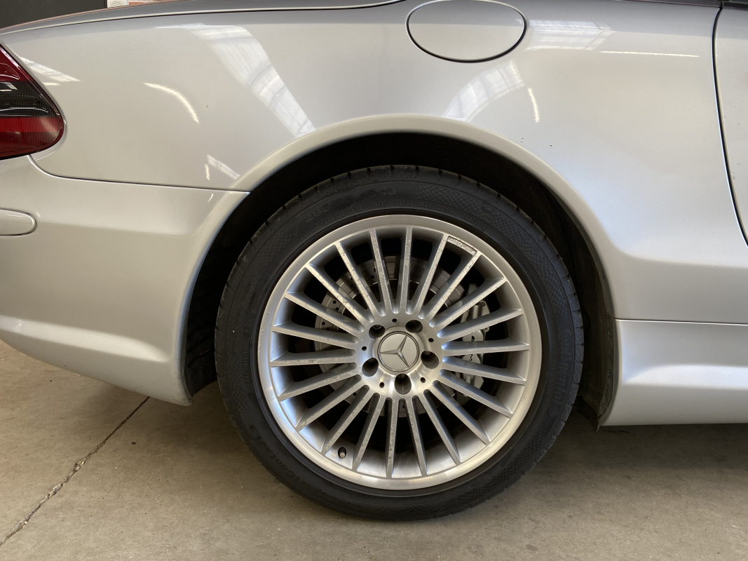 Mercedes SL — 21