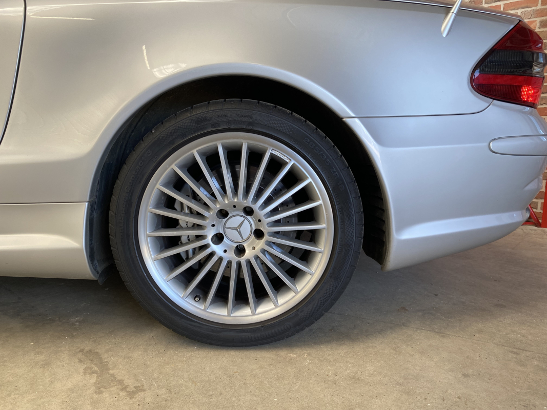 Mercedes SL — 23