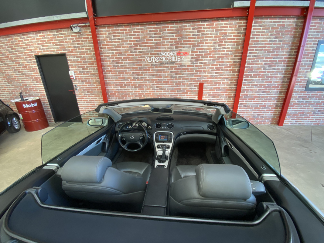 Mercedes SL — 17