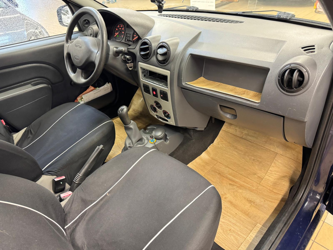 Dacia Logan — 14