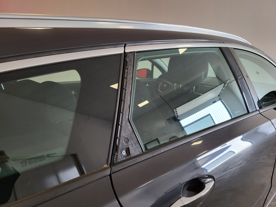 Peugeot 508 SW — 37