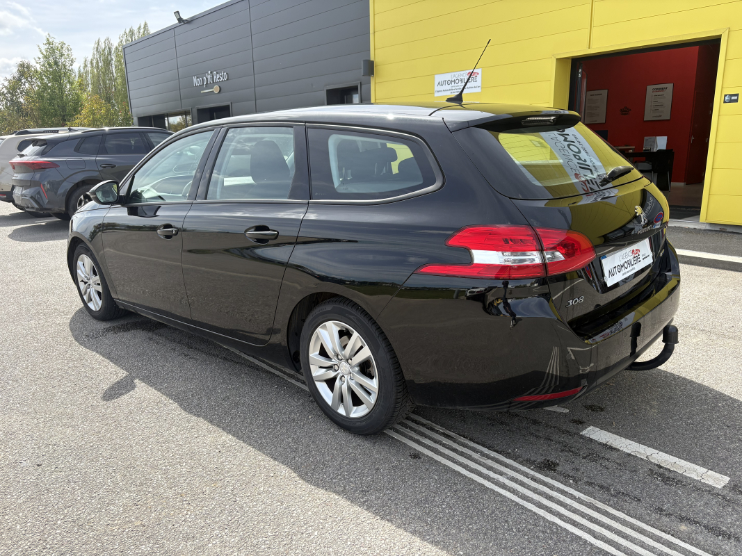 Peugeot 308 SW — 8