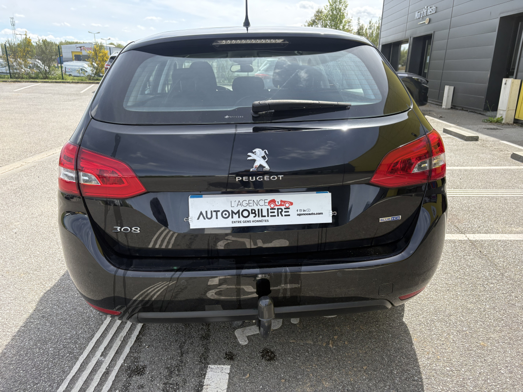 Peugeot 308 SW — 7