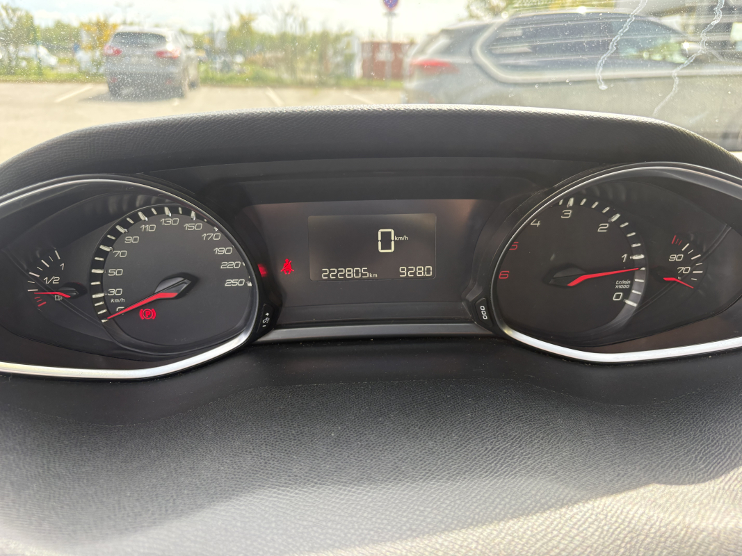 Peugeot 308 SW — 15