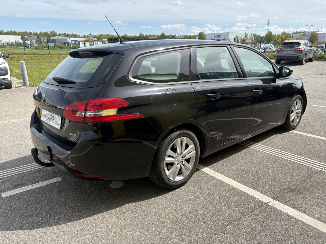 Peugeot 308 SW — 6