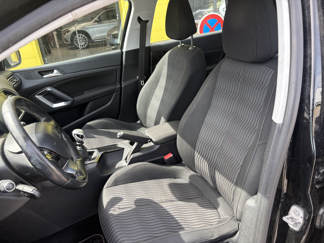 Peugeot 308 SW — 10