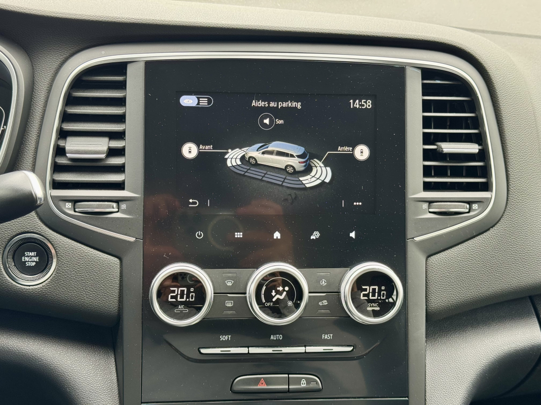Renault Megane — 26