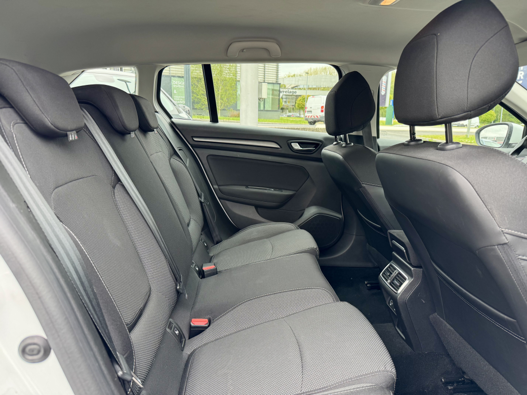 Renault Megane — 29