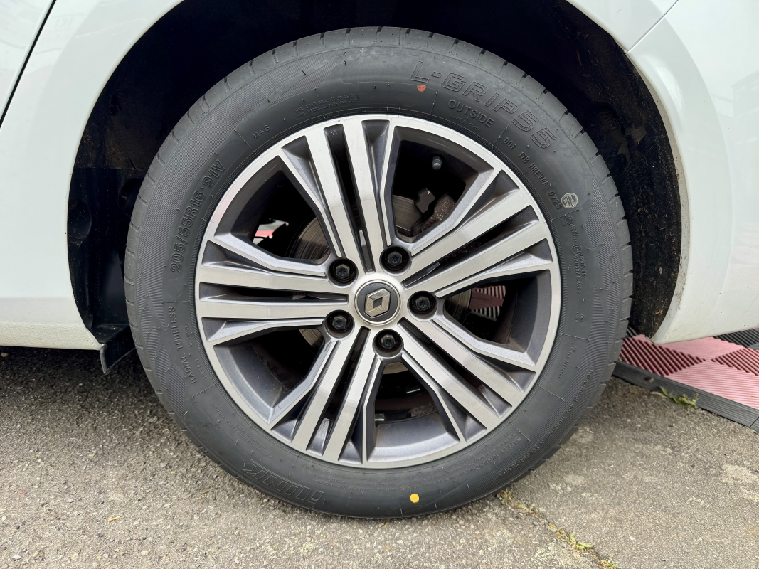 Renault Megane — 37