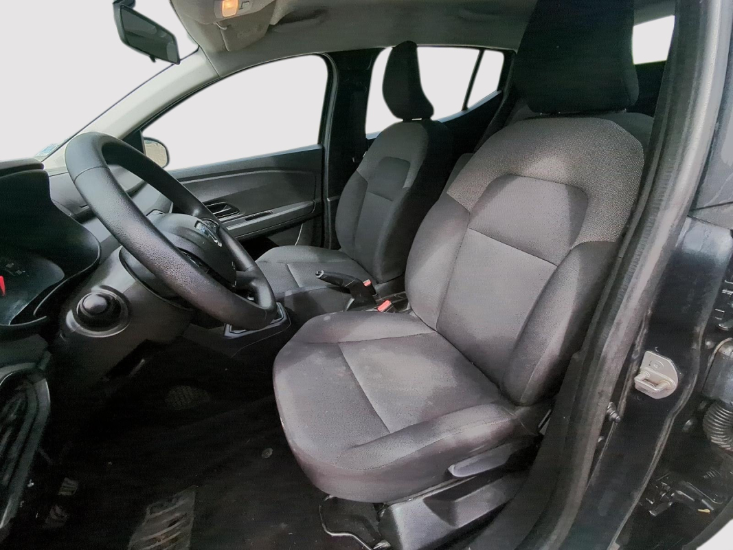 Dacia Dacia Sandero — 8