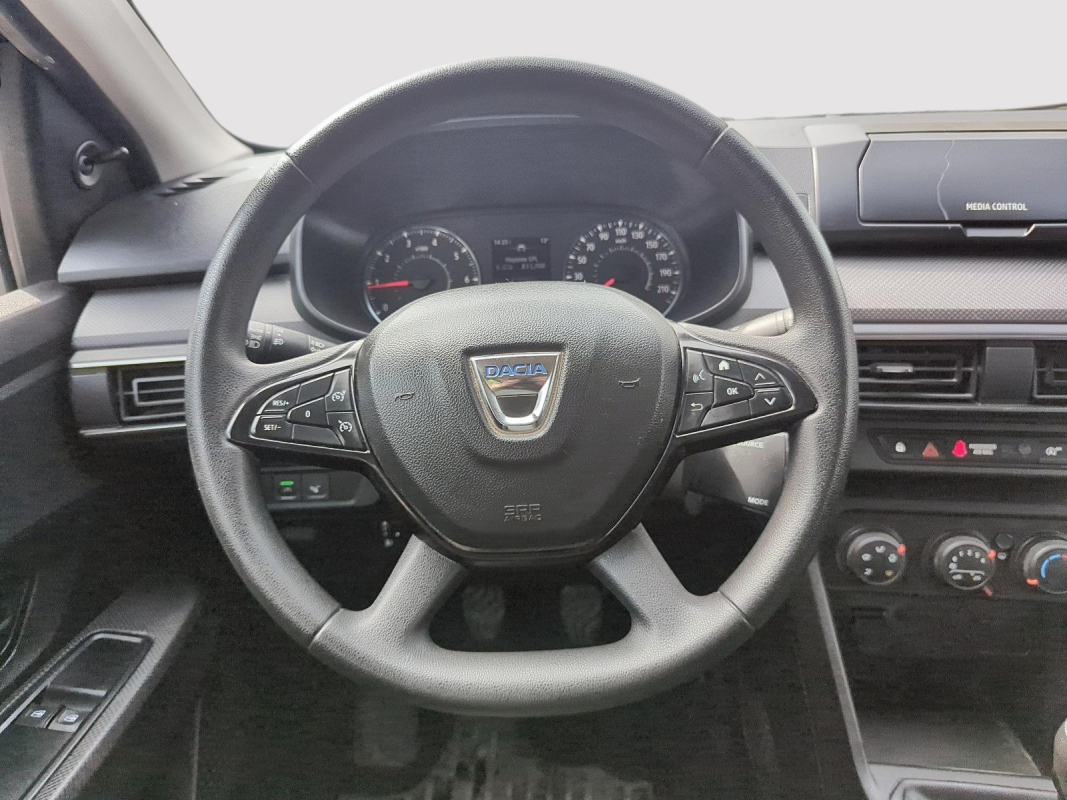Dacia Dacia Sandero — 12