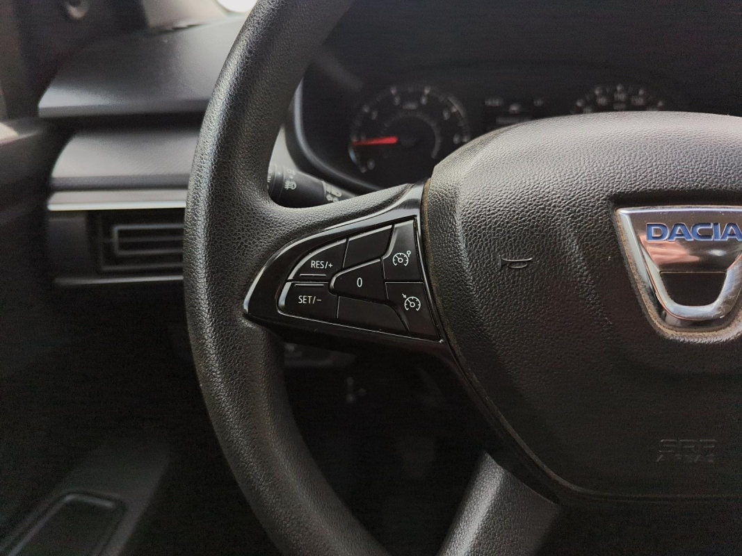 Dacia Dacia Sandero — 13