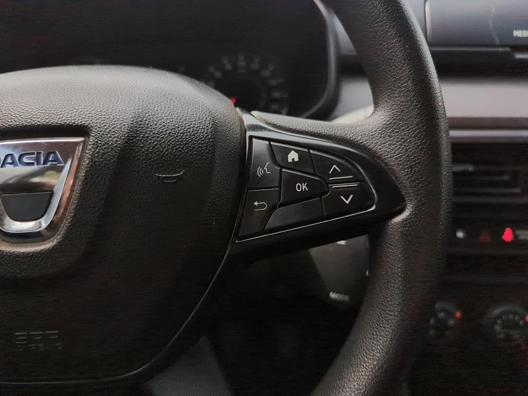 Dacia Dacia Sandero — 14