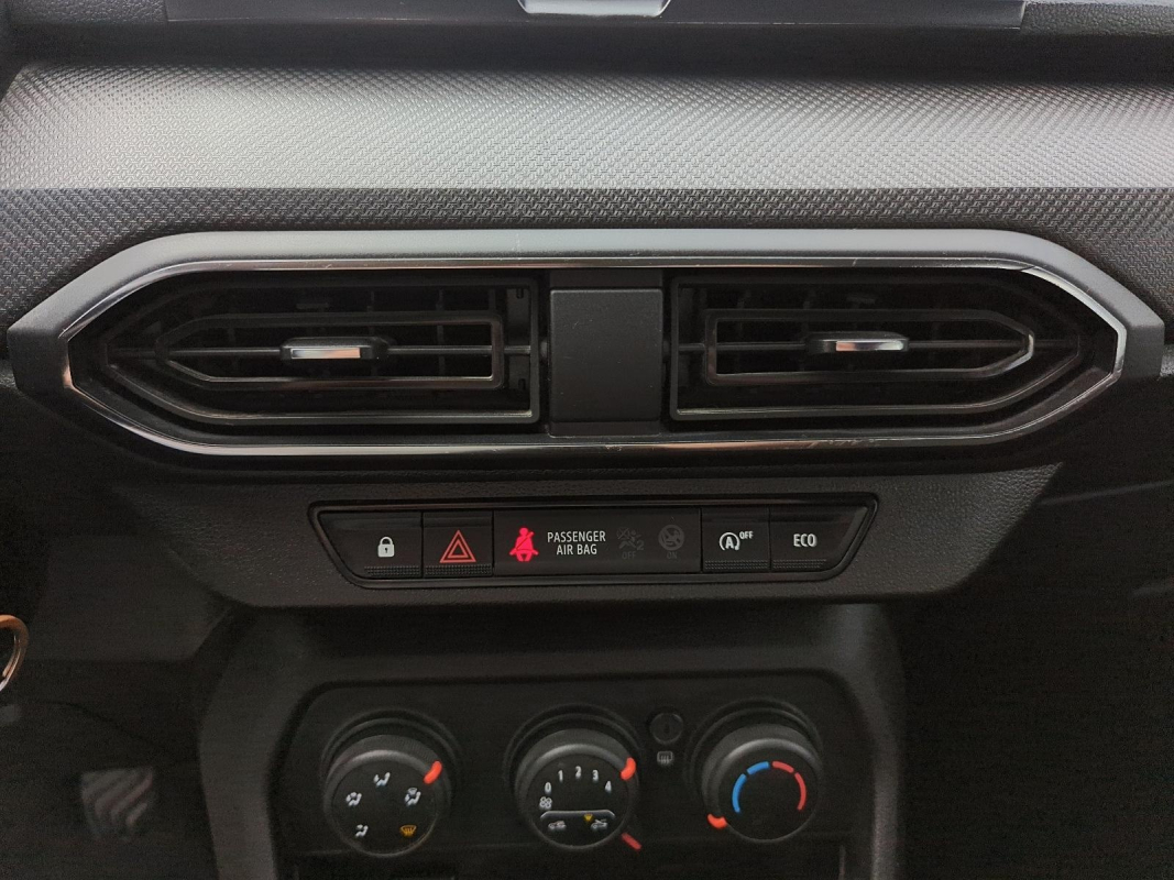 Dacia Dacia Sandero — 19
