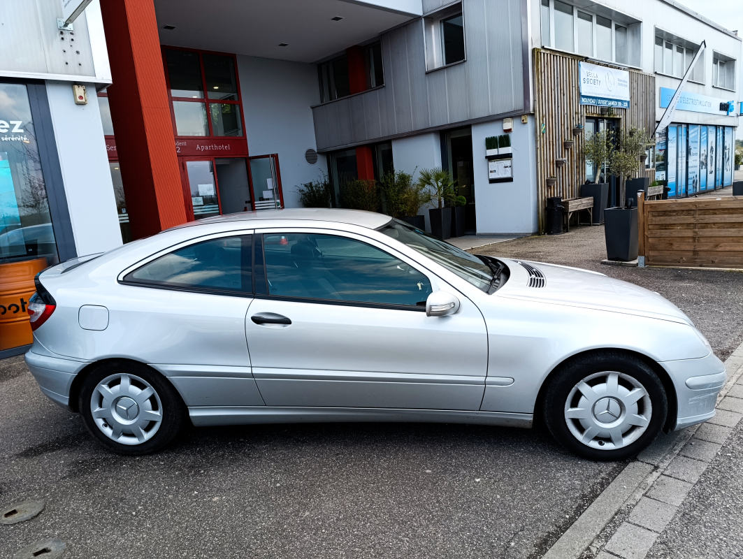 Mercedes Classe C Coupé — 11