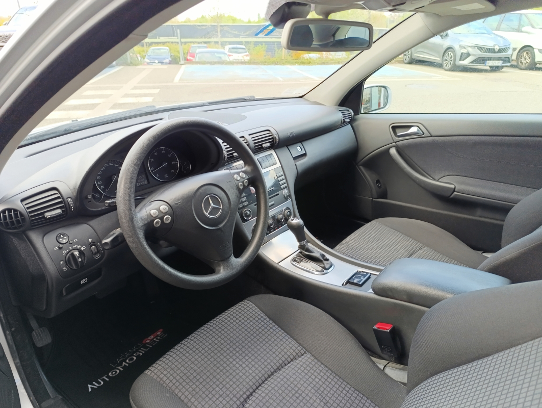 Mercedes Classe C Coupé — 27